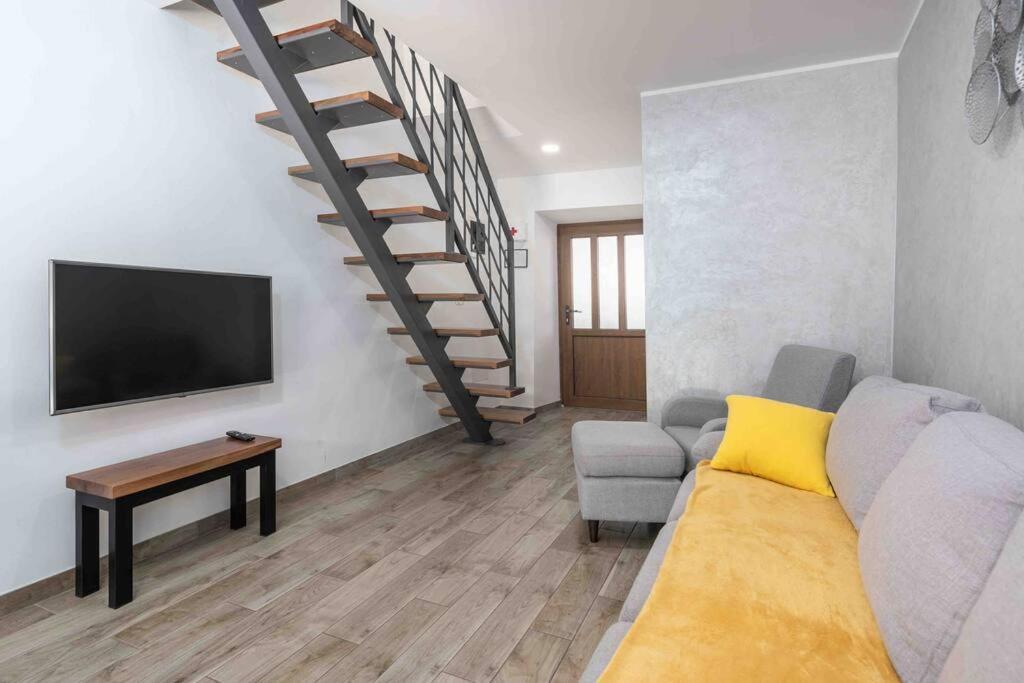House Mateo Bubani